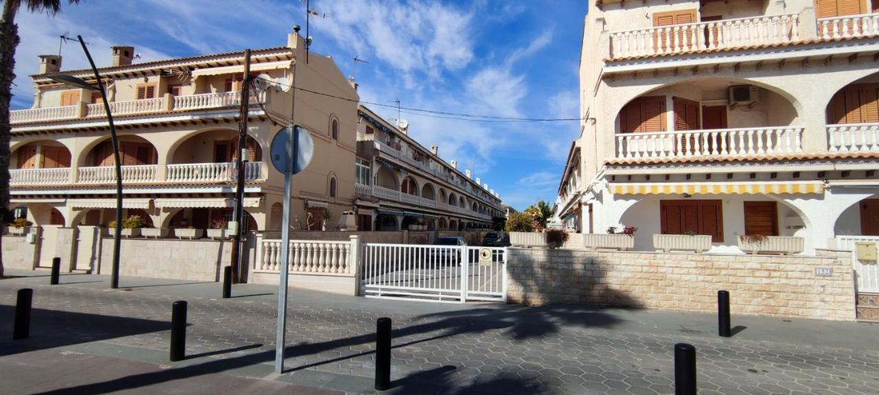 Beach Breeze Townhouse By The Beach Santa Pola Esterno foto