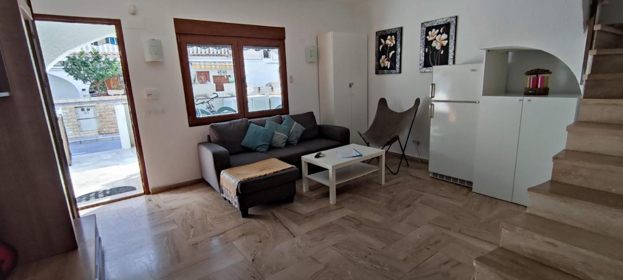 Beach Breeze Townhouse By The Beach Santa Pola Esterno foto